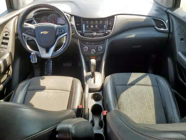 KL7CJKSB5HB100578 2017 CHEVROLET TRAX - Image 8
