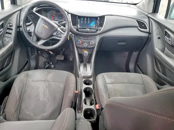 KL7CJKSB5HB131782 2017 CHEVROLET TRAX - Image 8
