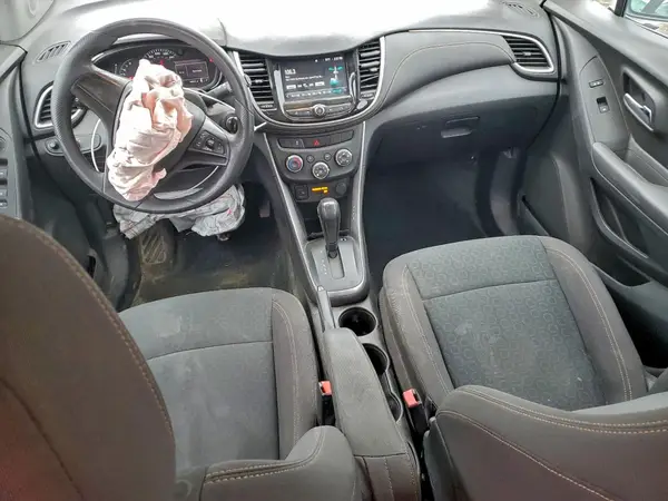 KL7CJKSB5HB167312 2017 CHEVROLET TRAX - Image 8