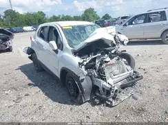 KL7CJKSB5JB721325 2018 CHEVROLET TRAX
