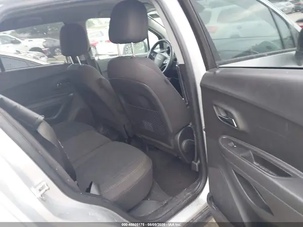 KL7CJKSB5LB032355 2020 CHEVROLET TRAX - Image 8