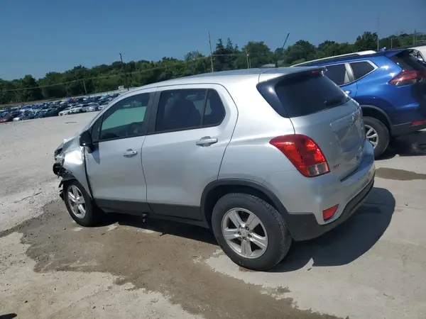 KL7CJKSB5LB033232 2020 CHEVROLET TRAX - Image 2