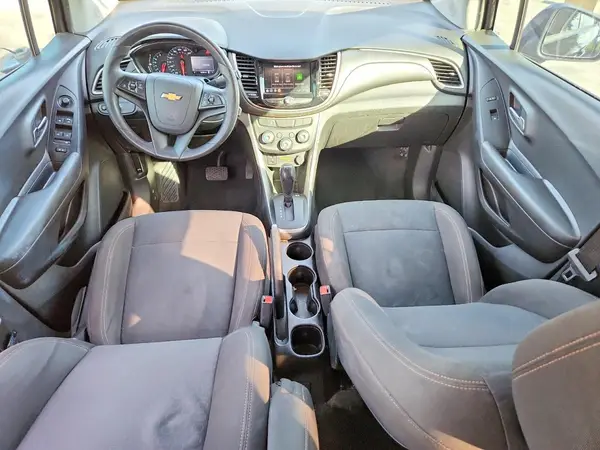 KL7CJKSB5LB034543 2020 CHEVROLET TRAX - Image 8