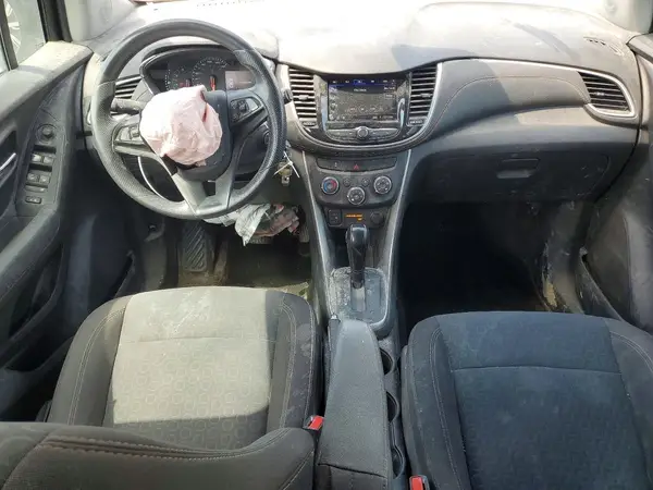 KL7CJKSB5LB036633 2020 CHEVROLET TRAX - Image 8