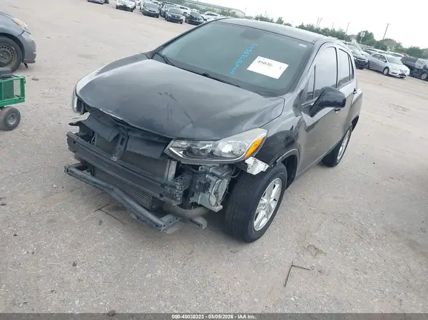 KL7CJKSB5LB041508 2020 CHEVROLET TRAX - Image 2
