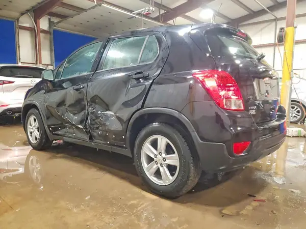 KL7CJKSB5LB055067 2020 CHEVROLET TRAX - Image 2