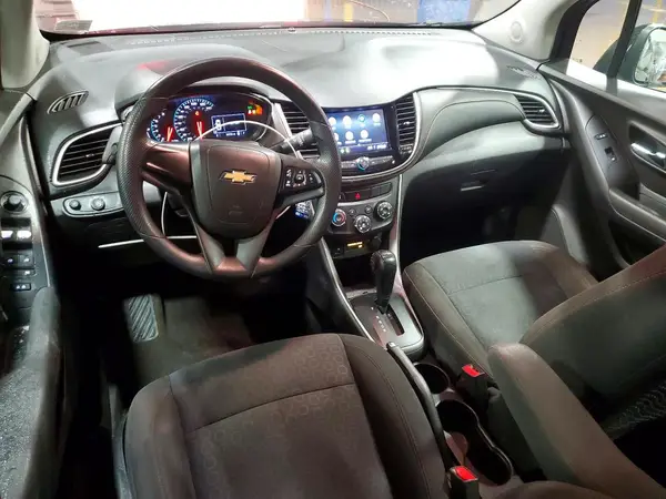 KL7CJKSB5LB055067 2020 CHEVROLET TRAX - Image 8