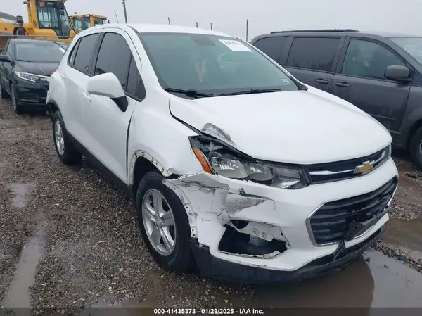 KL7CJKSB5LB058079 2020 CHEVROLET TRAX - Image 1