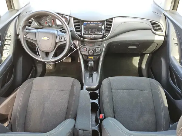 KL7CJKSB5LB060575 2020 CHEVROLET TRAX - Image 8