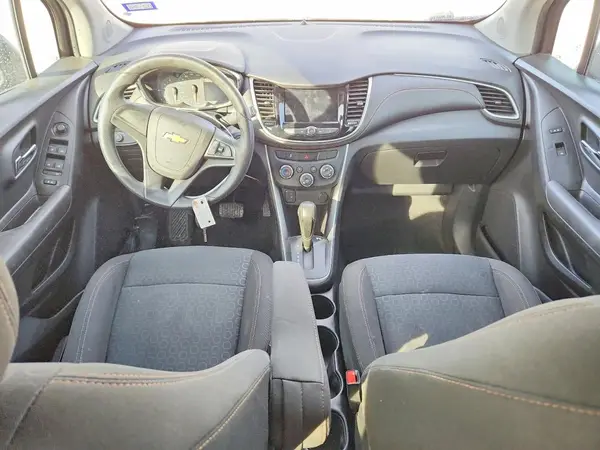 KL7CJKSB5LB066246 2020 CHEVROLET TRAX - Image 8