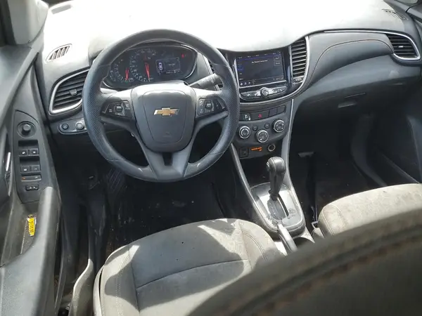 KL7CJKSB5LB087839 2020 CHEVROLET TRAX - Image 8
