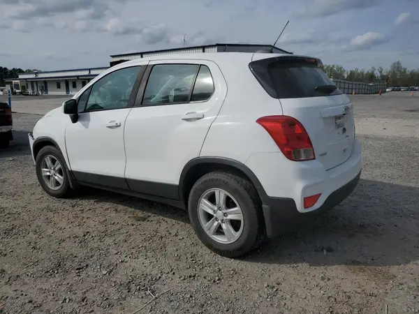 KL7CJKSB5LB091499 2020 CHEVROLET TRAX - Image 2