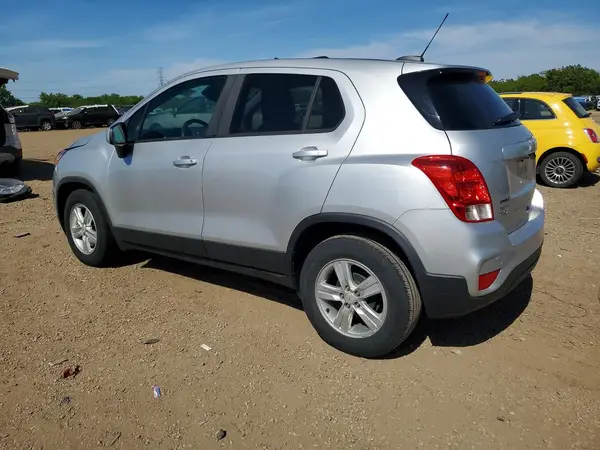 KL7CJKSB5LB312602 2020 CHEVROLET TRAX - Image 2