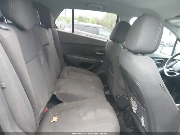 KL7CJKSB5LB318996 2020 CHEVROLET TRAX - Image 8