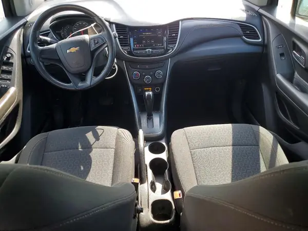KL7CJKSB5LB327181 2020 CHEVROLET TRAX - Image 8