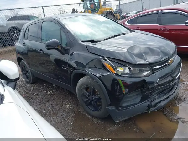 KL7CJKSB5LB328251 2020 CHEVROLET TRAX - Image 1