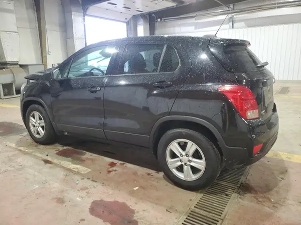 KL7CJKSB5LB330288 2020 CHEVROLET TRAX - Image 2