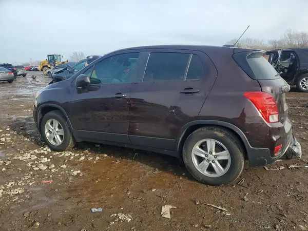 KL7CJKSB5LB333742 2020 CHEVROLET TRAX - Image 2