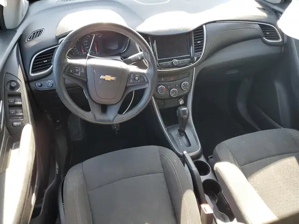 KL7CJKSB5LB336107 2020 CHEVROLET TRAX - Image 8