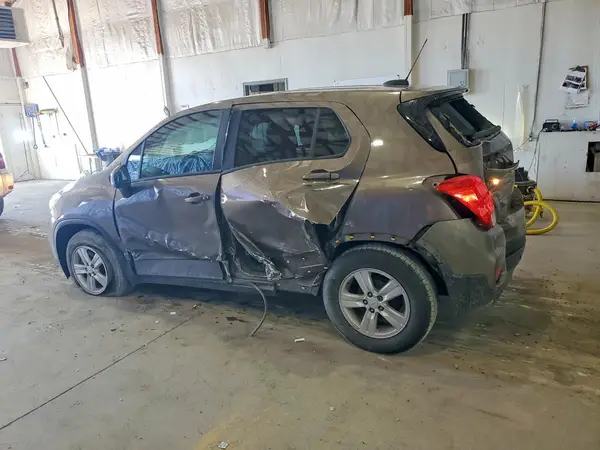 KL7CJKSB5LB341971 2020 CHEVROLET TRAX - Image 2