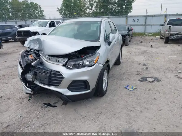 KL7CJKSB5LB345115 2020 CHEVROLET TRAX - Image 2