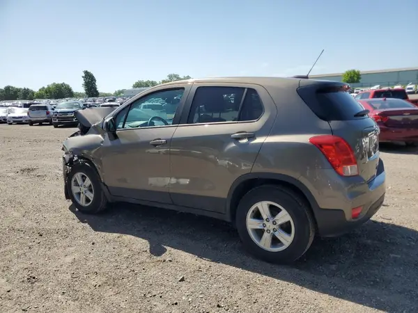 KL7CJKSB5LB346619 2020 CHEVROLET TRAX - Image 2