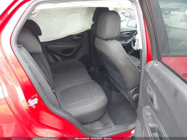 KL7CJKSB5LB349326 2020 CHEVROLET TRAX - Image 8