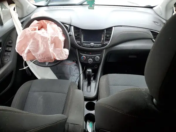 KL7CJKSB5LB353103 2020 CHEVROLET TRAX - Image 8