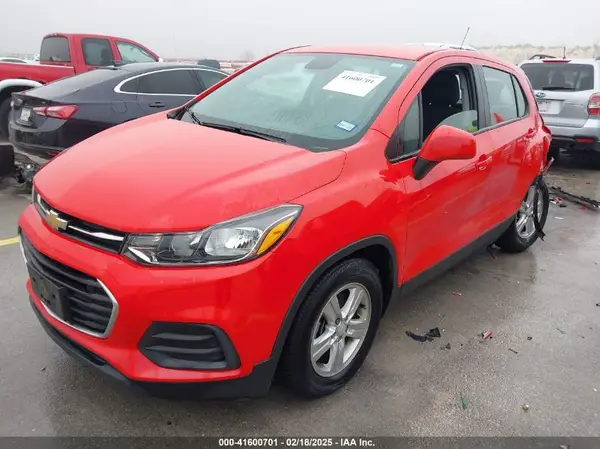 KL7CJKSB5LB353330 2020 CHEVROLET TRAX - Image 2