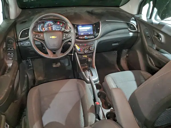 KL7CJKSB5MB301147 2021 CHEVROLET TRAX - Image 8