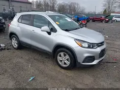 KL7CJKSB5MB301438 2021 CHEVROLET TRAX