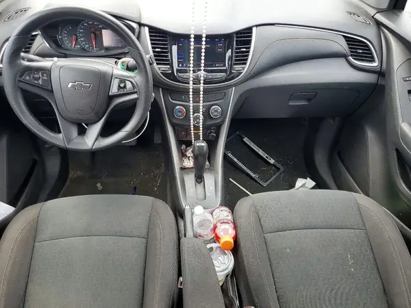 KL7CJKSB5MB318997 2021 CHEVROLET TRAX - Image 8