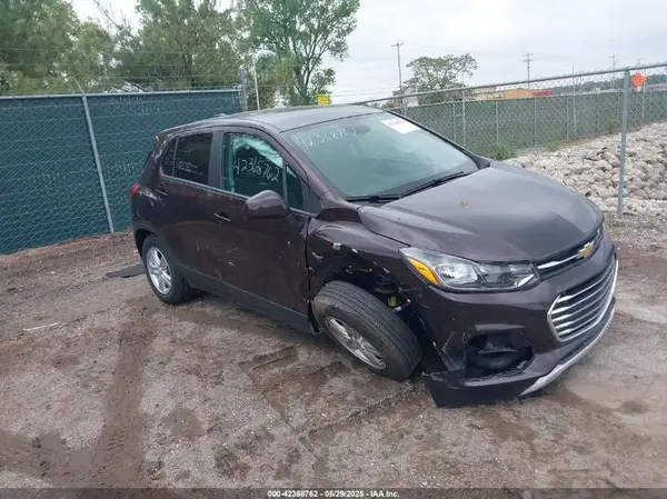 KL7CJKSB5MB332060 2021 CHEVROLET TRAX - Image 1