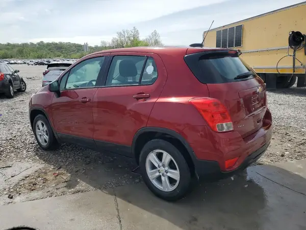 KL7CJKSB5MB332298 2021 CHEVROLET TRAX - Image 2
