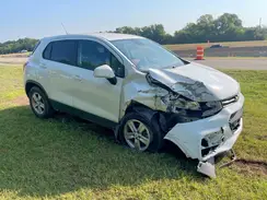 KL7CJKSB5MB332995 2021 CHEVROLET TRAX
