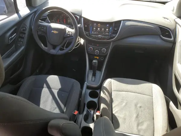 KL7CJKSB5MB333306 2021 CHEVROLET TRAX - Image 8