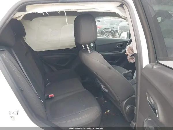 KL7CJKSB5MB339669 2021 CHEVROLET TRAX - Image 8