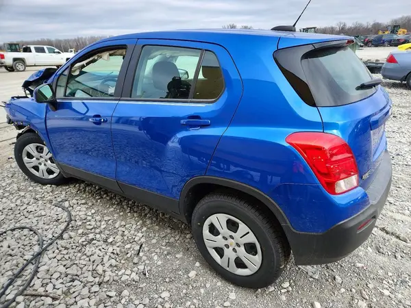 KL7CJKSB6GB530733 2016 CHEVROLET TRAX - Image 2