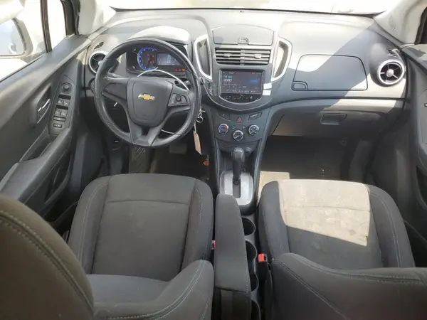 KL7CJKSB6GB533132 2016 CHEVROLET TRAX - Image 8