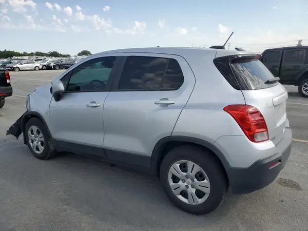 KL7CJKSB6GB534393 2016 CHEVROLET TRAX - Image 2