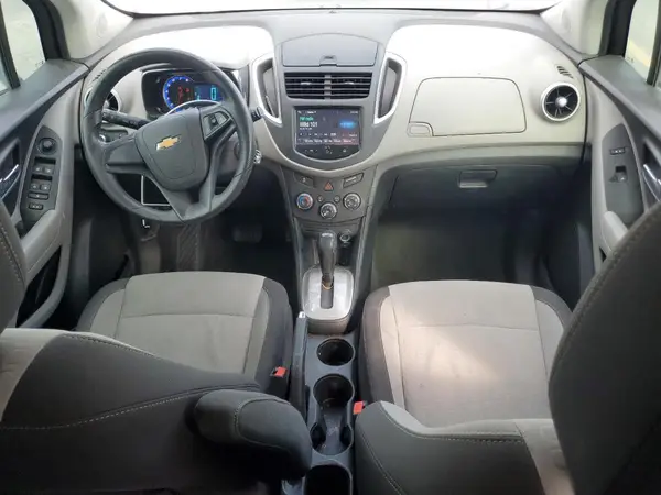 KL7CJKSB6GB534393 2016 CHEVROLET TRAX - Image 8