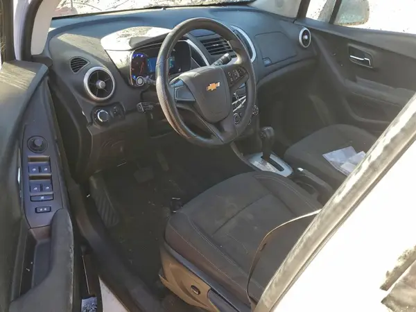 KL7CJKSB6GB540467 2016 CHEVROLET TRAX - Image 8