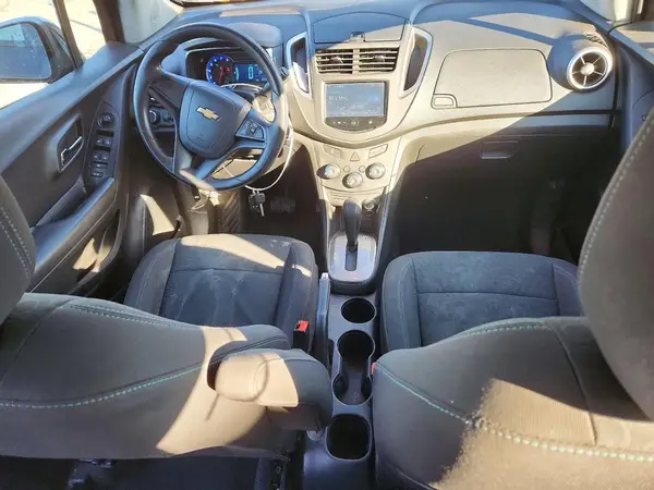 KL7CJKSB6GB545345 2016 CHEVROLET TRAX - Image 8
