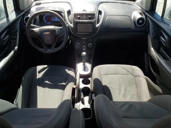KL7CJKSB6GB618181 2016 CHEVROLET TRAX - Image 8