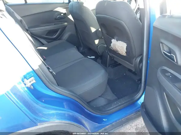 KL7CJKSB6GB760790 2016 CHEVROLET TRAX - Image 8