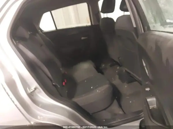 KL7CJKSB6HB071818 2017 CHEVROLET TRAX - Image 8