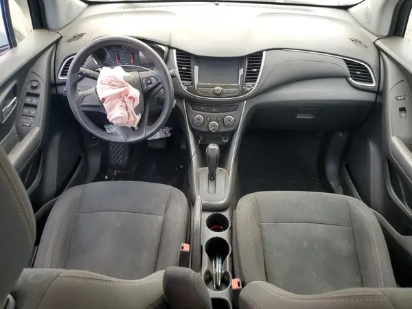 KL7CJKSB6HB173751 2017 CHEVROLET TRAX - Image 8