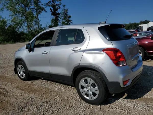 KL7CJKSB6HB236797 2017 CHEVROLET TRAX - Image 2