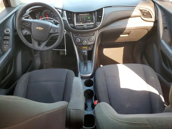 KL7CJKSB6LB023177 2020 CHEVROLET TRAX - Image 8
