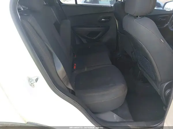 KL7CJKSB6LB051755 2020 CHEVROLET TRAX - Image 8
